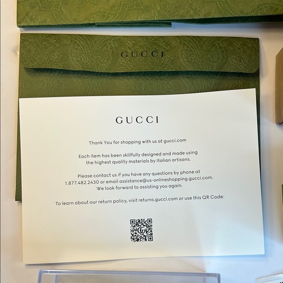 🙌 NWT Gucci x Hot Wheels Cadillac Seville Die-Cast Model Collectible - Picture 4 of 15